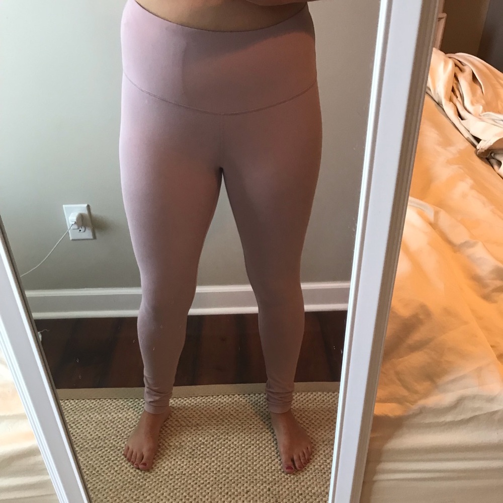 Medium nude/pink yogalicious leggings